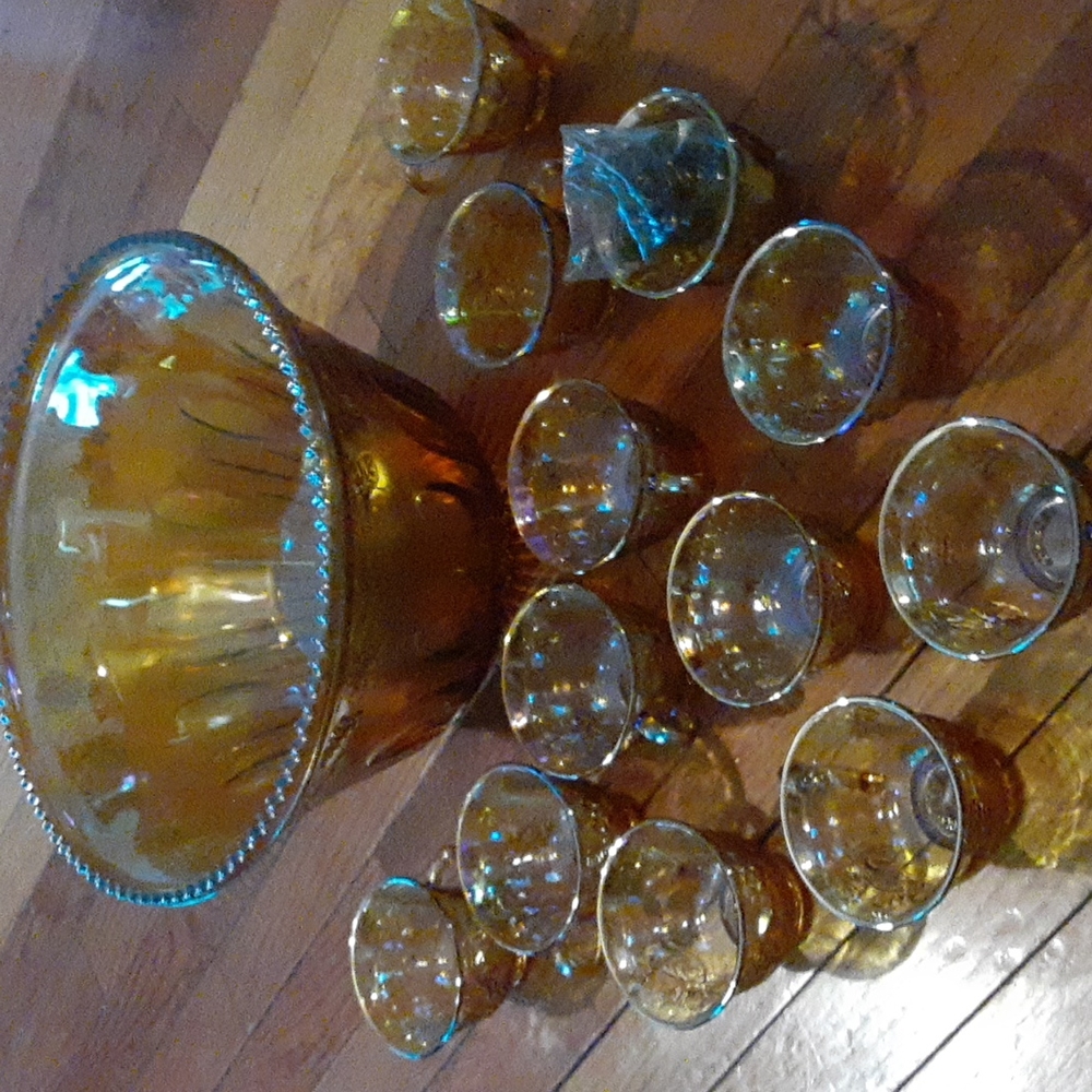 Never used vintagr Indiana glass company 12 piece set from mid70s